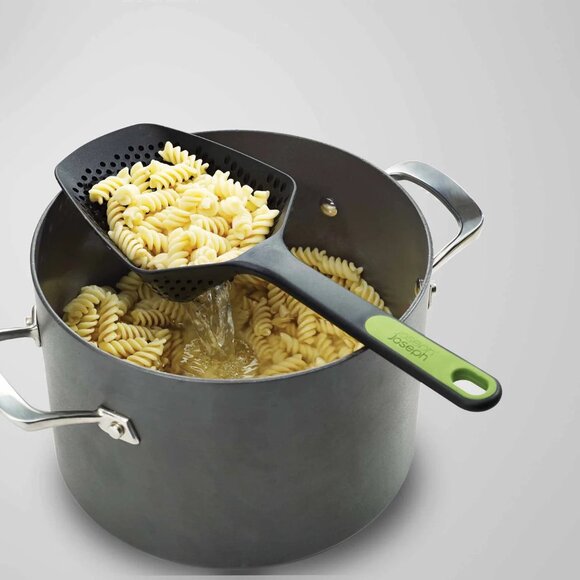 Joseph Joseph Scoop Plus Colander - Picture 1 of 5